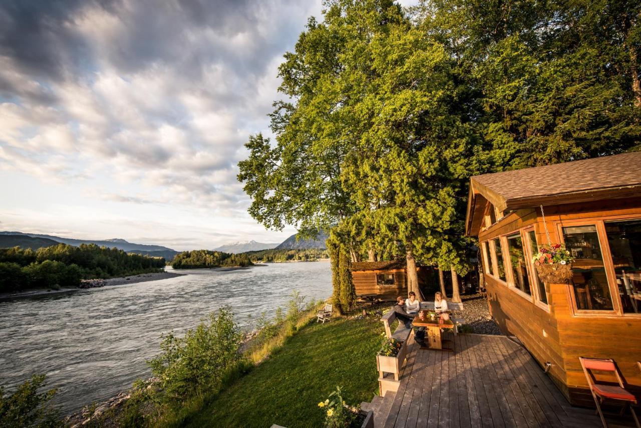 Skeena River House Bed & Breakfast Террас Экстерьер фото