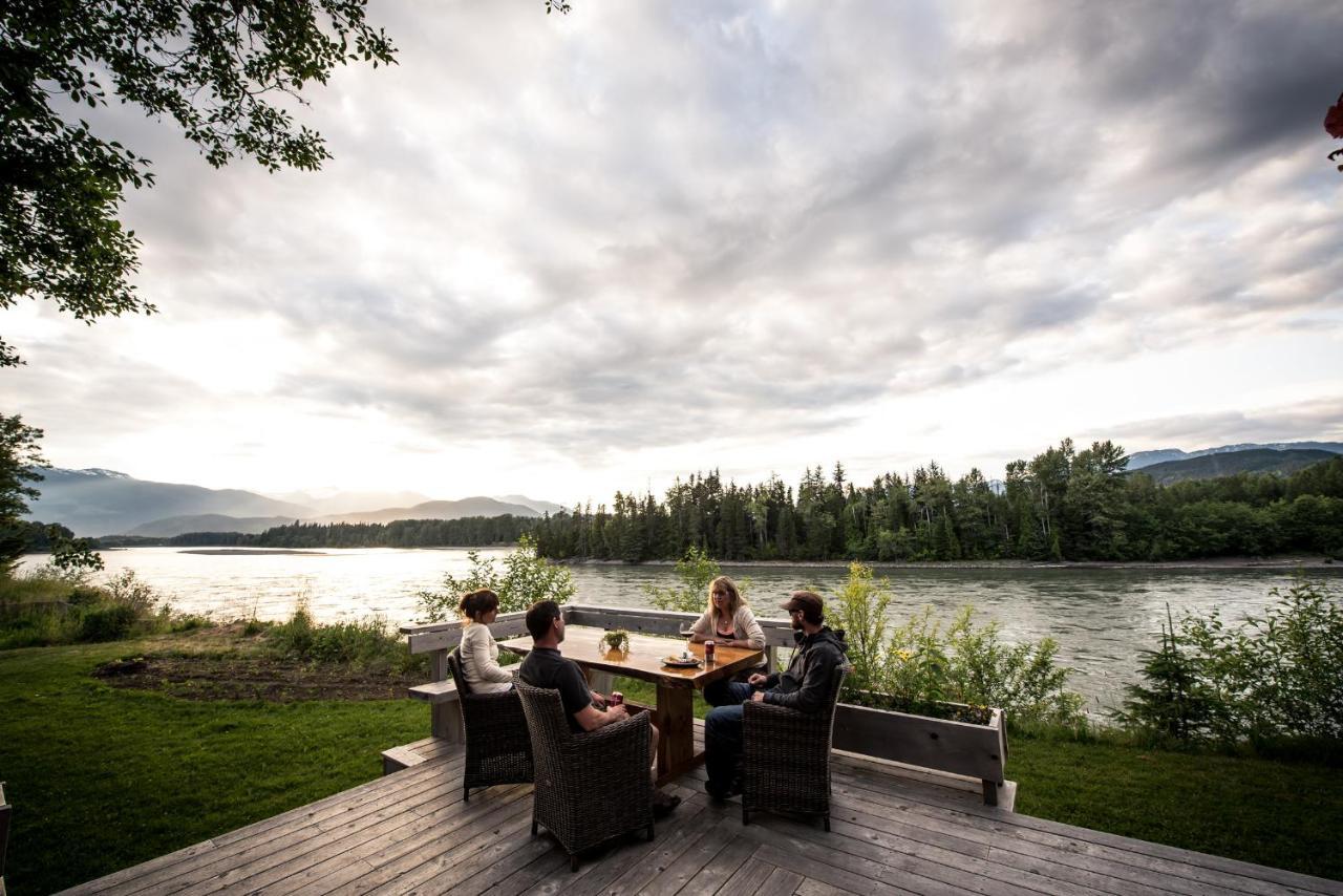 Skeena River House Bed & Breakfast Террас Экстерьер фото